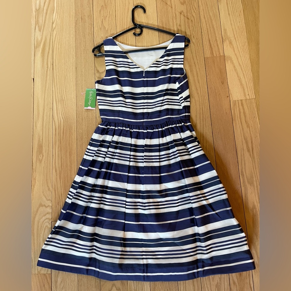 Lilly Pulitzer Women’s Eryn Dress, NWT, Size 8, Blue White Stripes, MSRP $298 - Picture 3 of 10